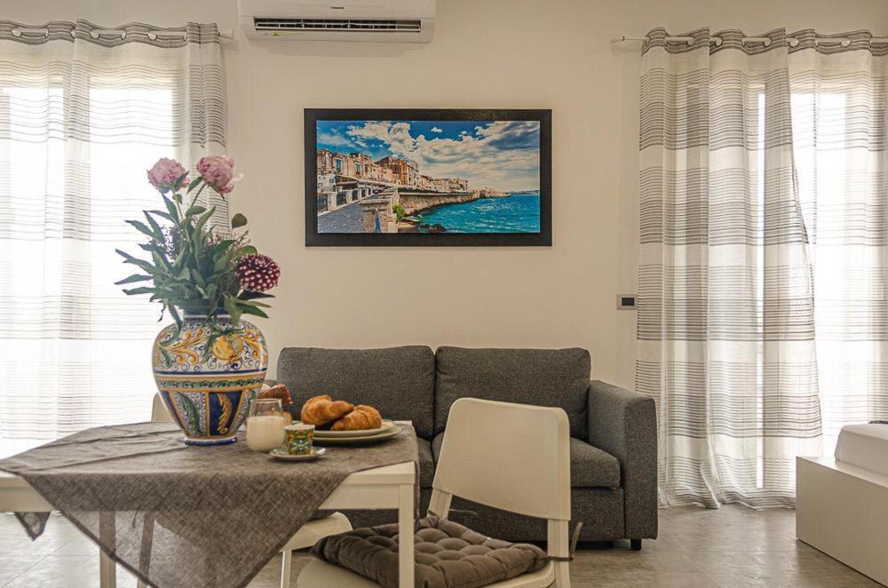 קאסיבילה Sunrise Luxury Apartments מראה חיצוני תמונה